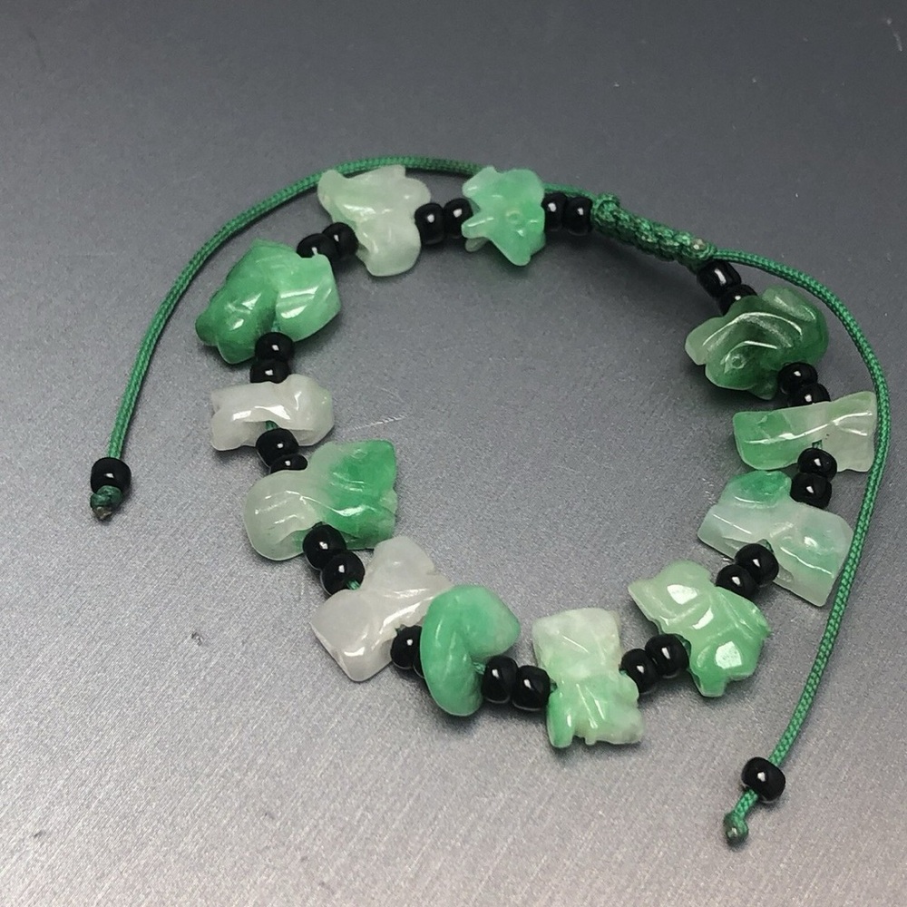 Lucky Emerald Green Hand Carved Animal Gemstone Adjustable Stone Bracelet 💚💚💚
